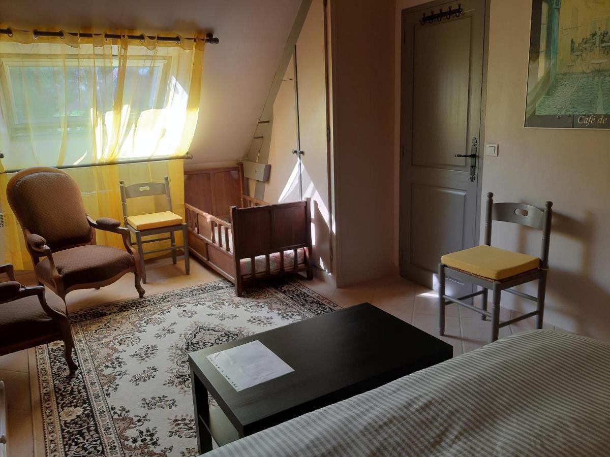 La Grange Des Lisieres Bed and Breakfast Rouvres  Buitenkant foto